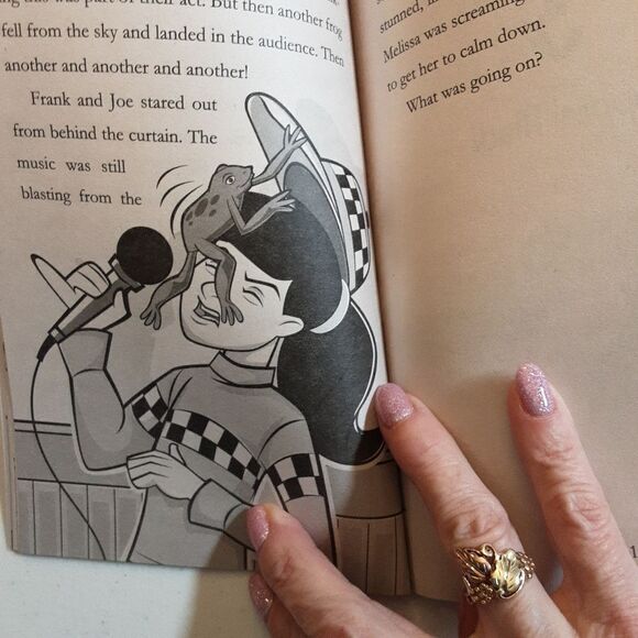 The Hardy‎ Boys Books Set of Three Paperbound - Picture 6 of 8